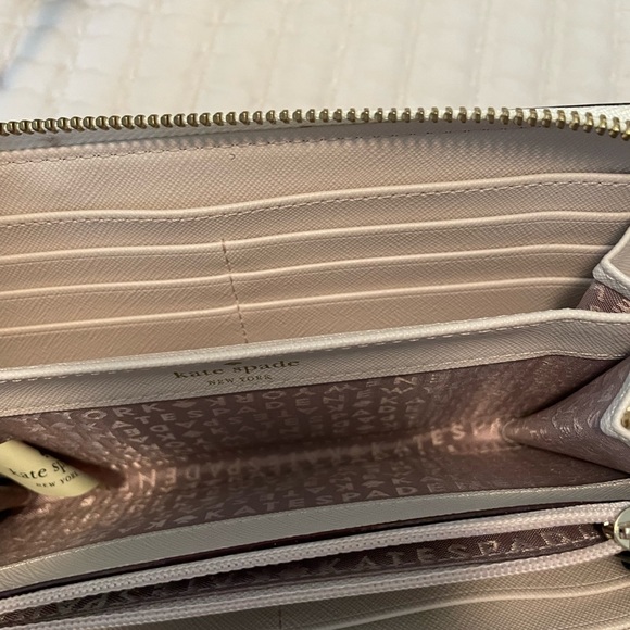 Kate Spade Purse & Wallet - Picture 4 of 10